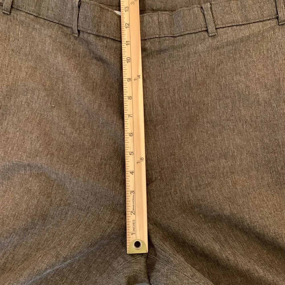 Levi's‎ Action Slacks Pants Mens 35x30 Brown Polyester Dress Flat Front Golf